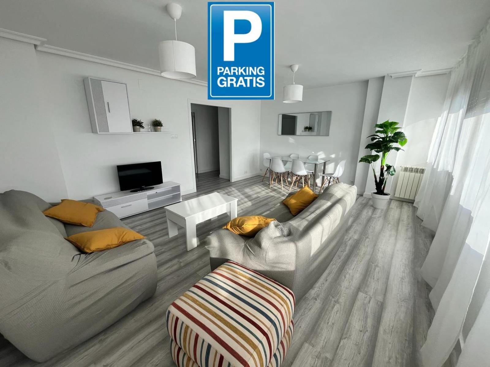 H&h Azucena, Parking Gratis Appartement
