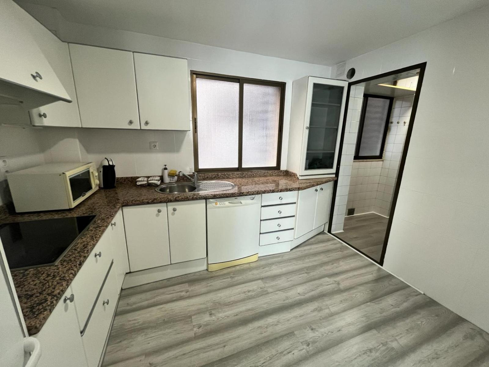 H&h Azucena, Parking Gratis Appartement *