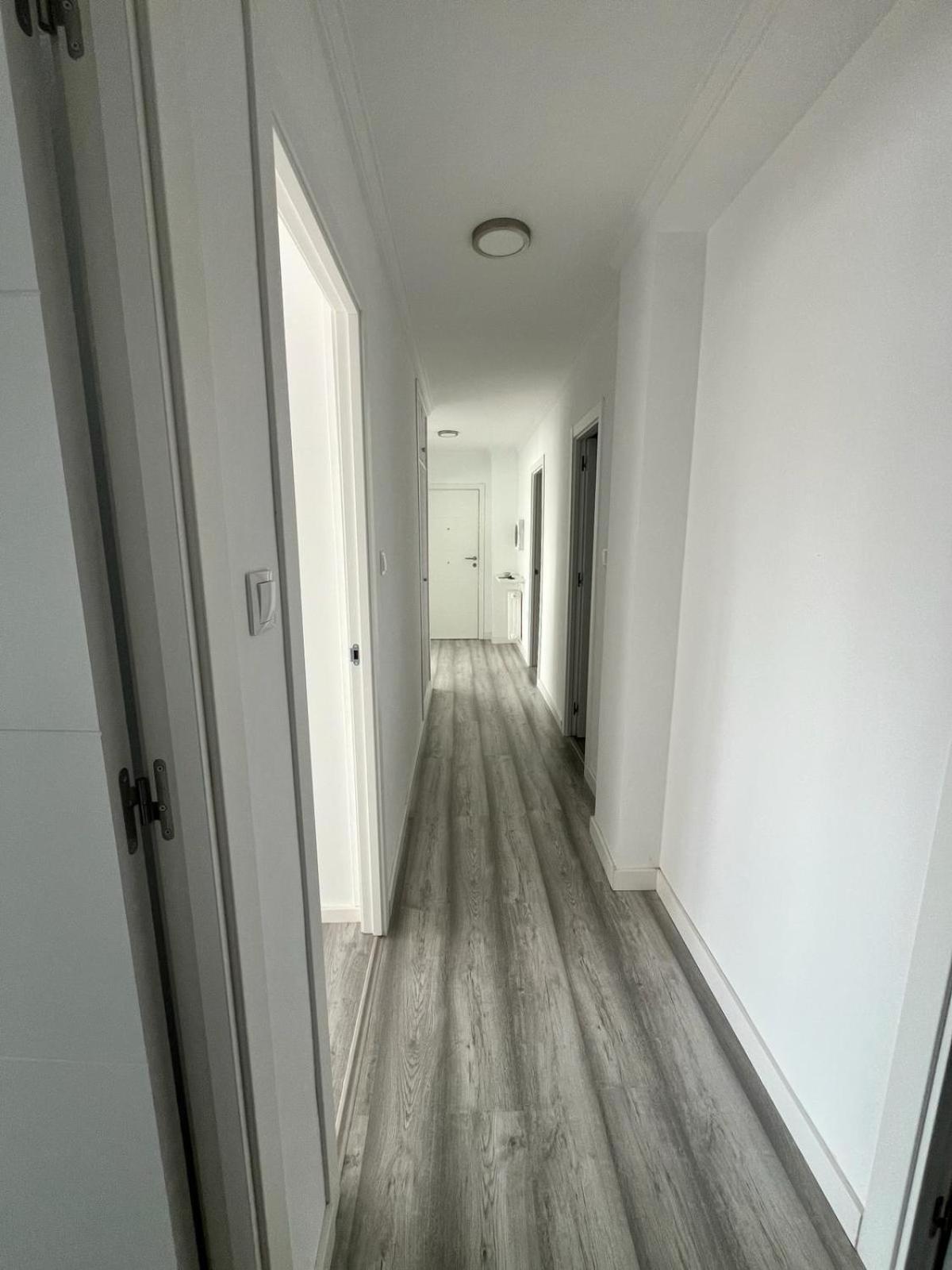 H&h Azucena, Parking Gratis Appartement